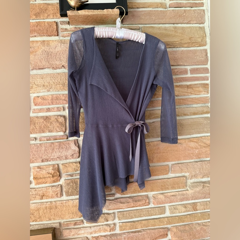 Porto SF wrap mesh cardigan. Size 1 or small